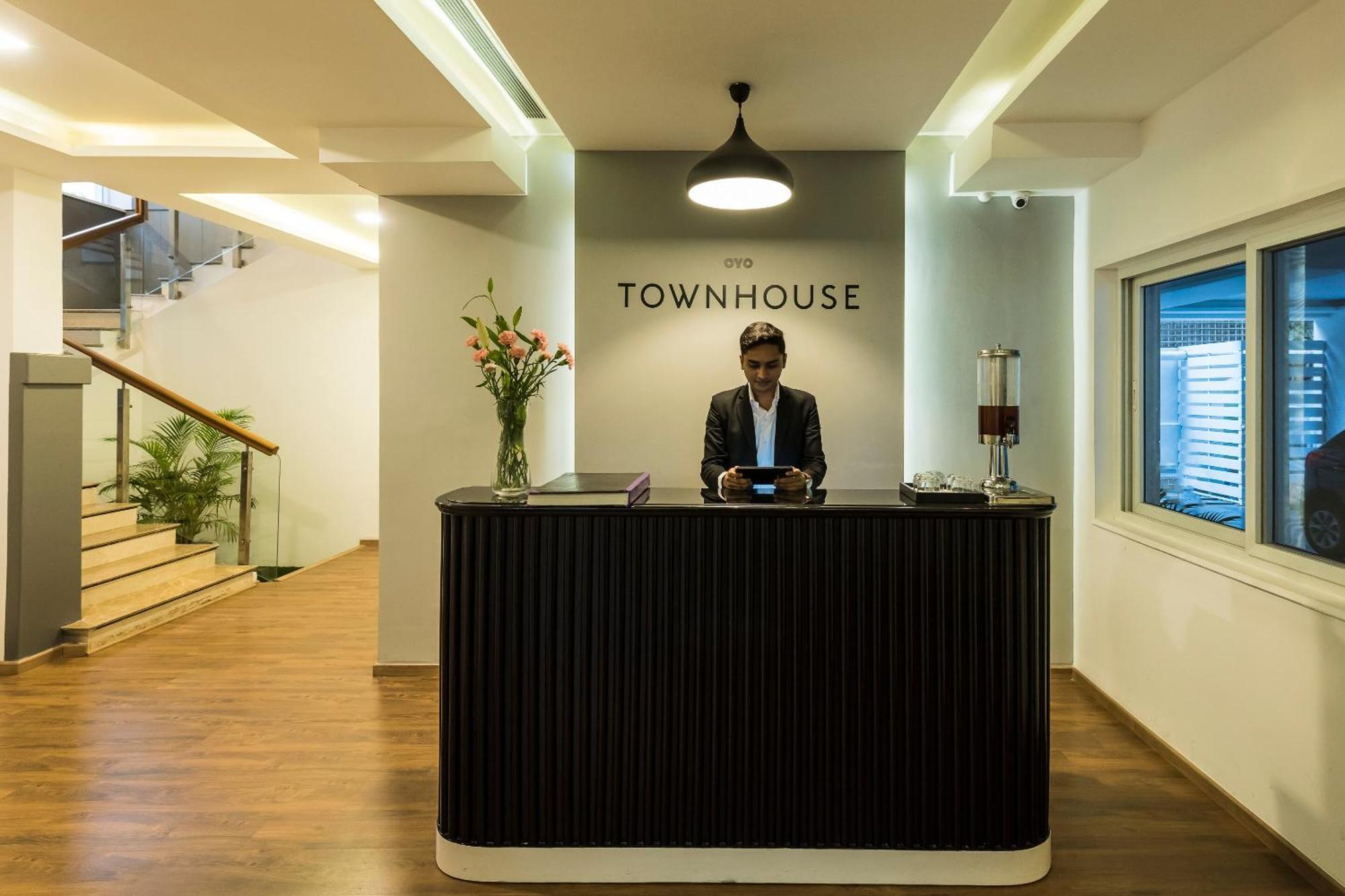 Super Townhouse Mg Road,บังกาลอร์ ภายนอก รูปภาพ